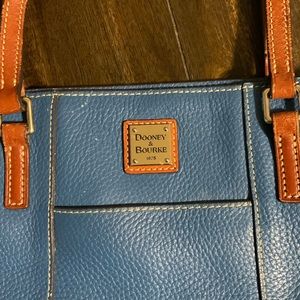 Dooney & Bourke